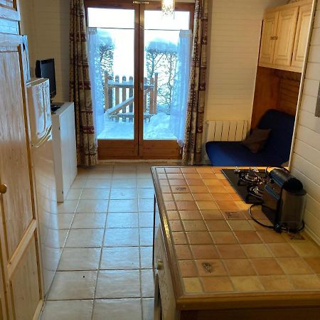 Appartement 2 Pieces Pieds Des Pistes Terrasse Face A La Montagne Bernex Bagian luar foto