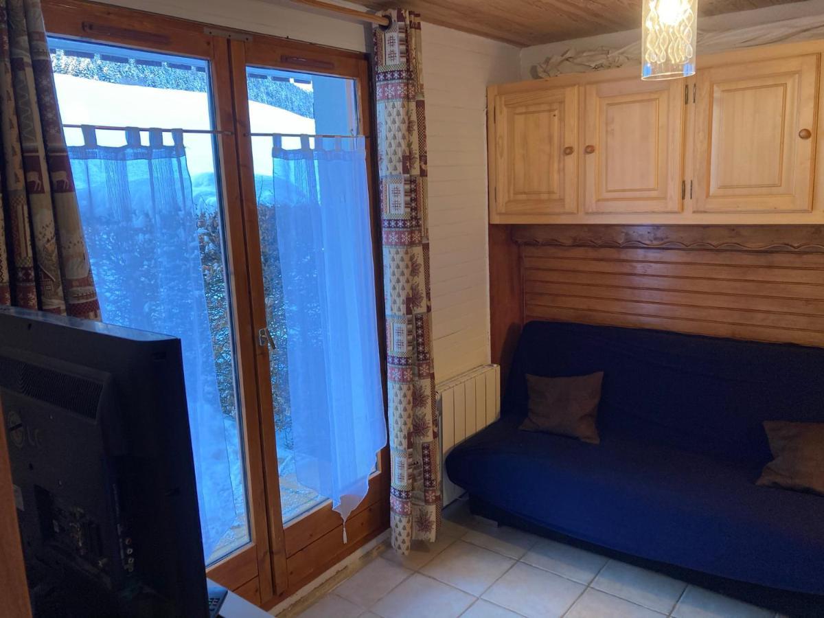 Appartement 2 Pieces Pieds Des Pistes Terrasse Face A La Montagne Bernex Bagian luar foto